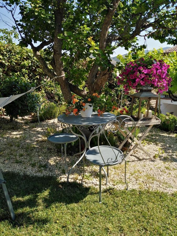 Nonna Dora Bed & Breakfast Muros Екстериор снимка